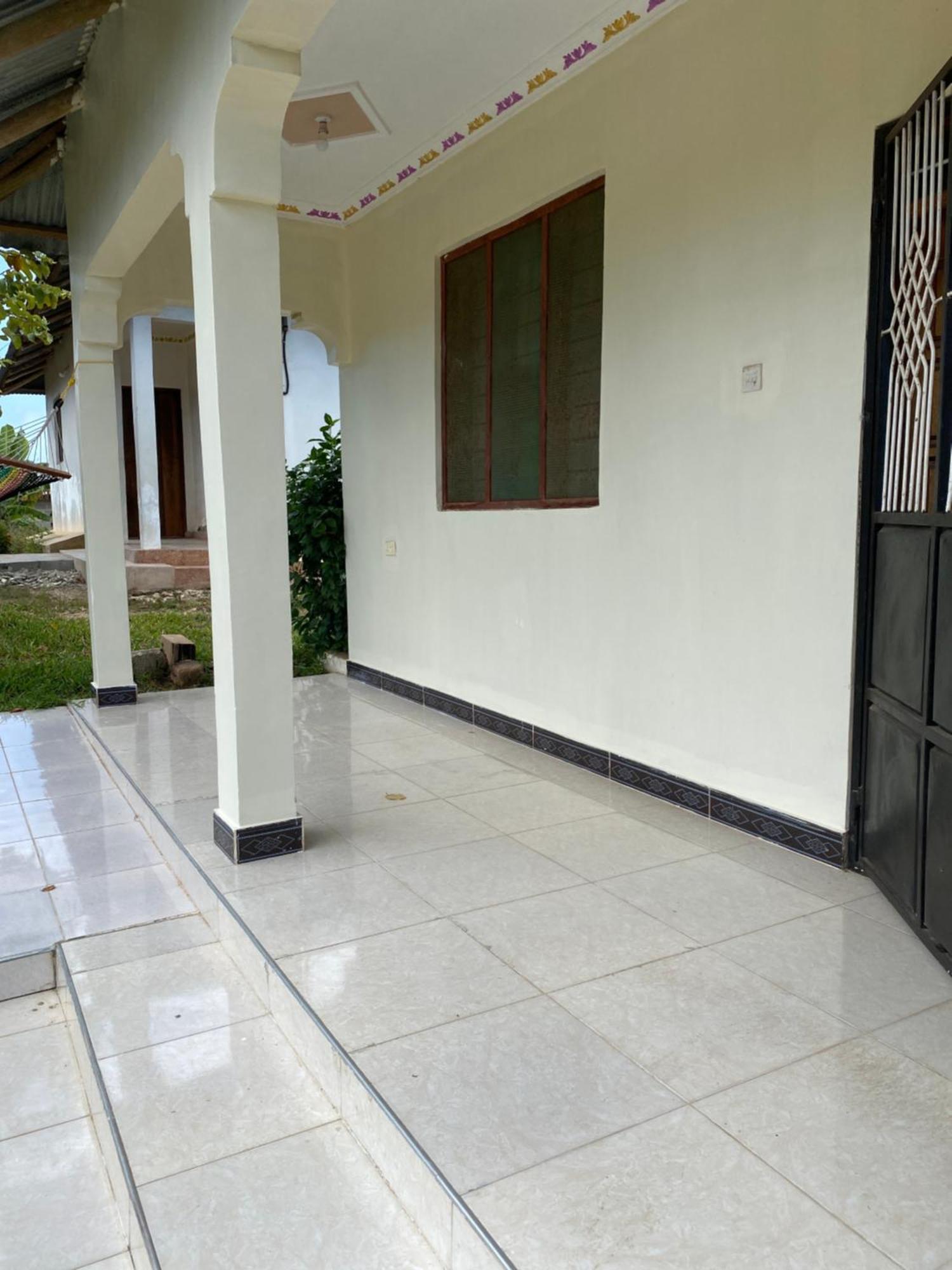 Falcon House Kendwa Bed & Breakfast Екстериор снимка